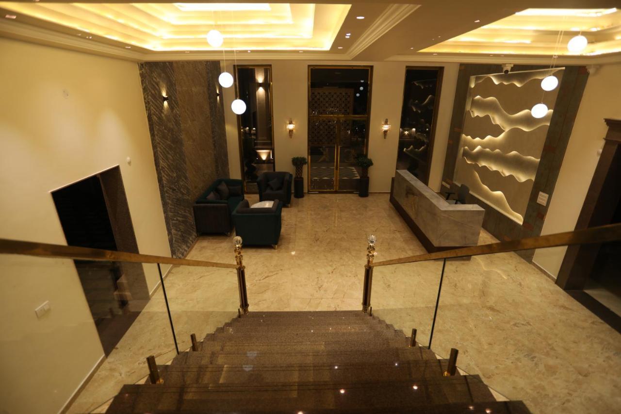 Chandan Kasturi Resort Dariāwad Екстериор снимка