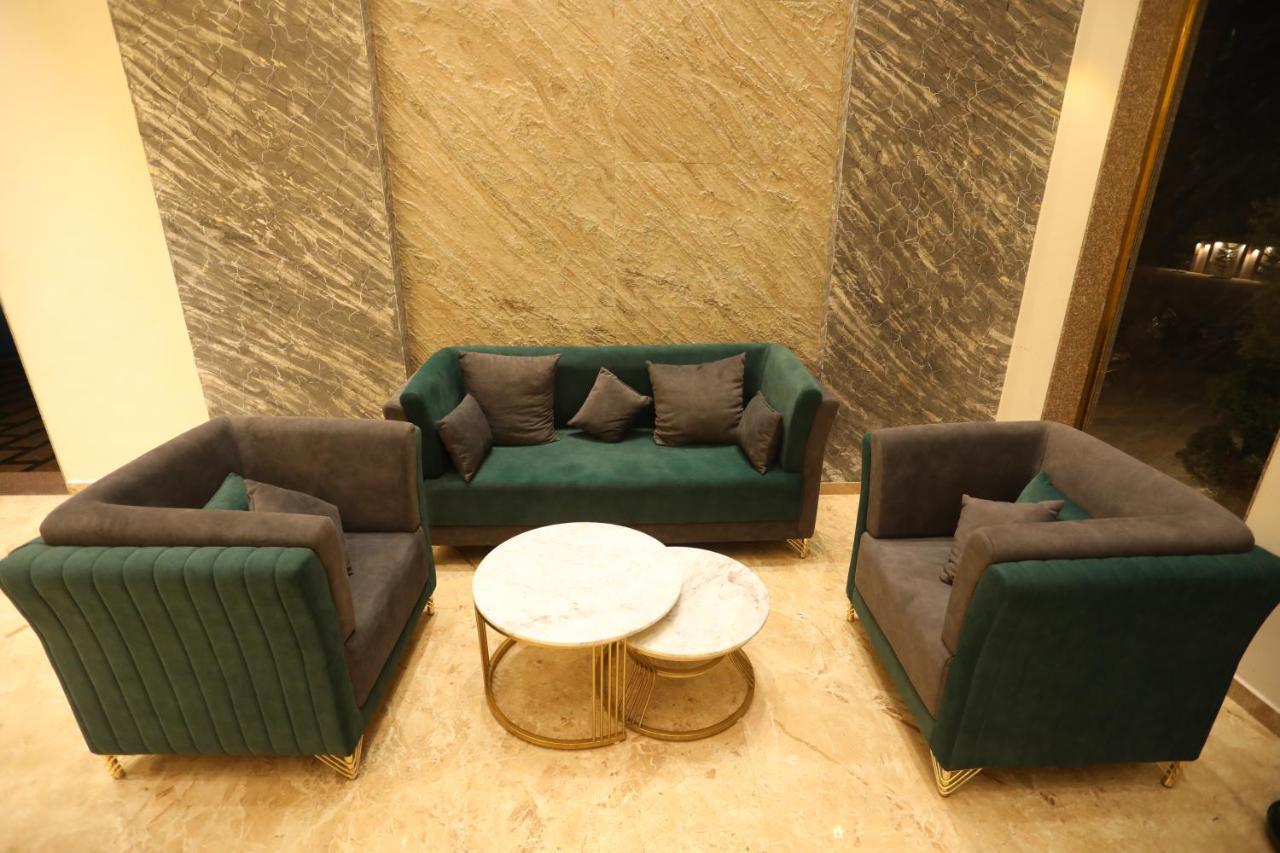 Chandan Kasturi Resort Dariāwad Екстериор снимка
